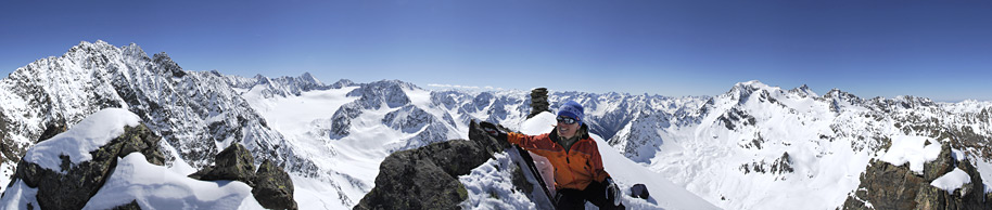 Gipfelrast am Westlichen Seeblaskogel - Stubaier Alpen | 