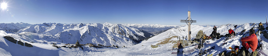 Gipfelrast an der Vorhalslspitze - Tuxer Alpen | 