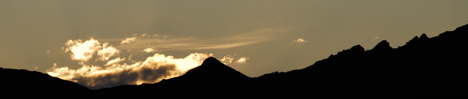 Abendliche Bergsilhouette am Salzachgeier - Kitzbueheler Alpen | 
