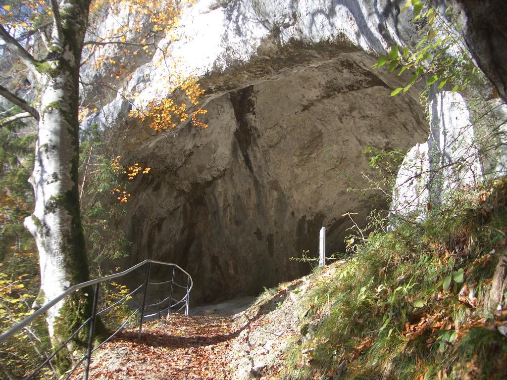 Tischoferhöhle außen Tischoferhöhle außen